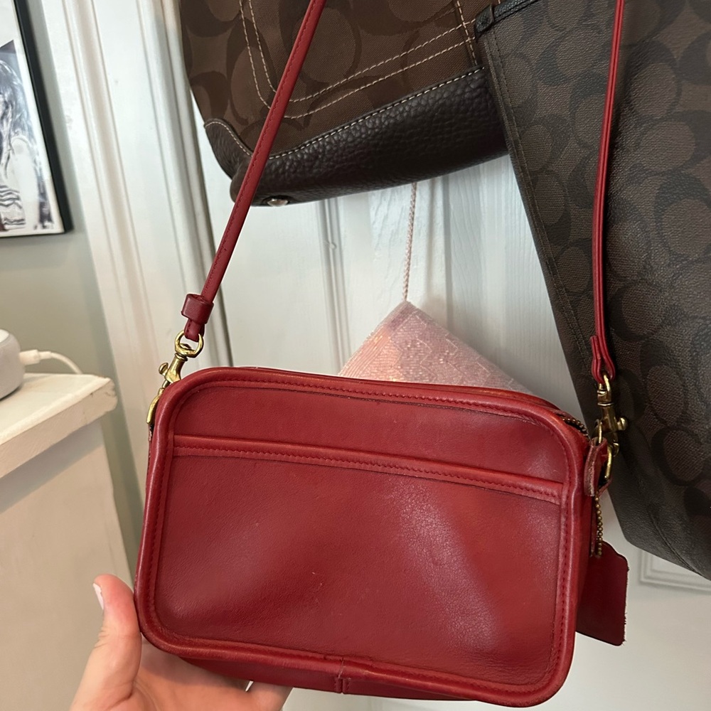 Vintage Coach Carnival Red Leather Crossbody Bag - Picture 7 of 7